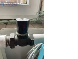 Loodgieter Verwarming Draaiknop verwarming verplaatsen