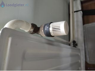 Loodgieter Reparatie Verwarming Verwarming blijft heet.
