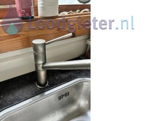 Loodgieter Kranen 2 lekkende kranen vervangen