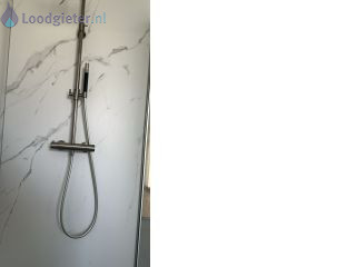 Loodgieter Lekkage douche Aansluiting bij de douchekraan lekt